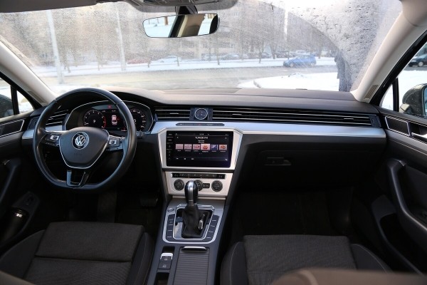 Этот «Пассат» в продаже уже несколько месяцев. И никто не звонит! Что не так с машиной? Этот «Пассат» в продаже уже несколько месяцев. И никто не звонит! Что не так с машиной?