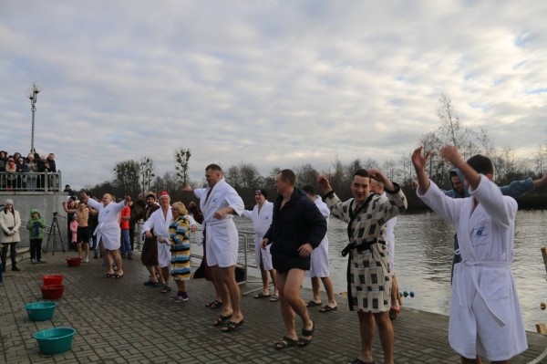 Заплыв любителей зимнего плавания пройдет 13 января в Бресте Заплыв любителей зимнего плавания пройдет 13 января в Бресте