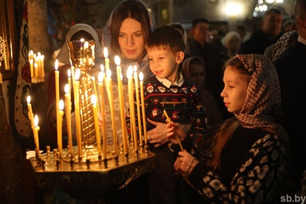 Светлый праздник Рождества Христова встретили в Бресте Светлый праздник Рождества Христова встретили в Бресте