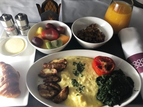 Девушка слетала «лучшим бизнес-классом в мире» стоимостью в $8,6 тысячи и рассказала о своих впечатлениях