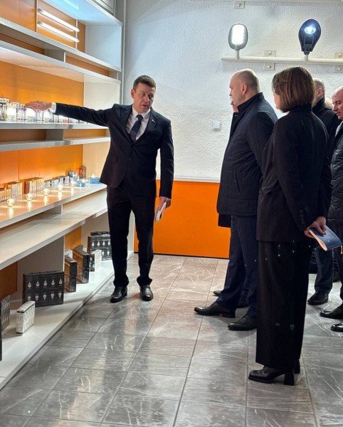 Министр промышленности Беларуси Александр Рогожник посетил ОАО «Брестский электроламповый завод»