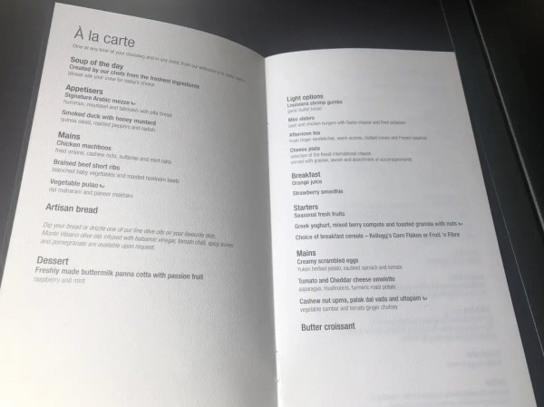 Девушка слетала «лучшим бизнес-классом в мире» стоимостью в $8,6 тысячи и рассказала о своих впечатлениях