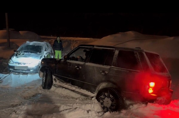 Белорусы рассказали невероятные истории помощи на дороге Белорусы рассказали невероятные истории помощи на дороге