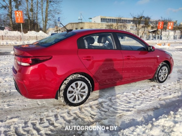 На техосмотре машине белоруса добавили 100 тыс. км пробега и он уже почти год не может ее продать На техосмотре машине белоруса добавили 100 тыс. км пробега и он уже почти год не может ее продать