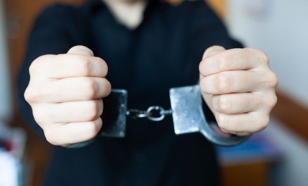 Мужчина приехал в Барановичи, чтобы получить визу, а вместо этого стал фигурантом уголовного дела. Вот что произошло