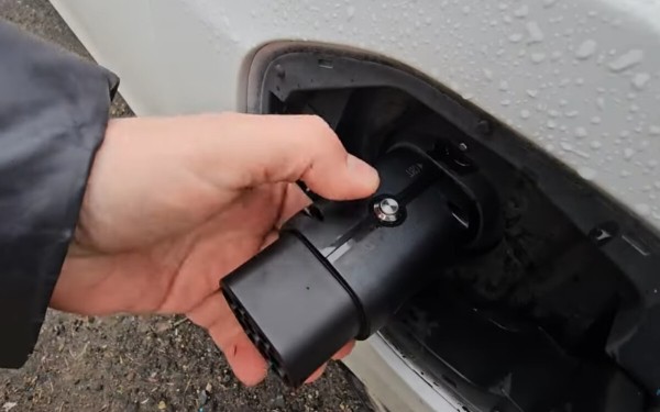 Брестский блогер Василий Пошелюк о BYD Seagull: «Больше 130 км/ч не едет. Зато может вскипятить чайник!» Брестский блогер Василий Пошелюк о BYD Seagull: «Больше 130 км/ч не едет. Зато может вскипятить чайник!»