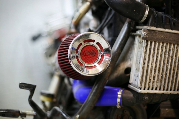 Рассказываем, как белорус примостил мотор 1.4 TDI от VW Polo на мотоцикл