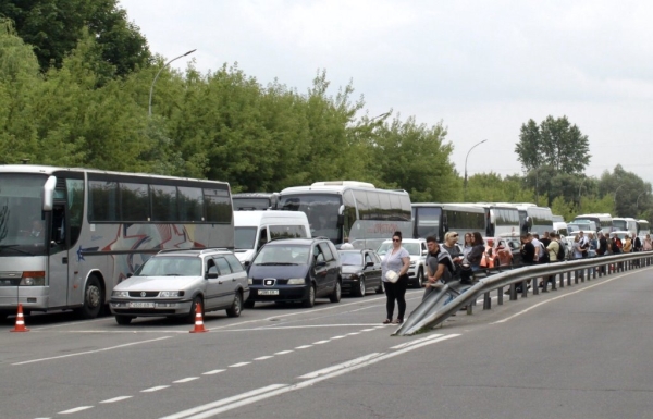 Очереди легковых авто — на всех направлениях. Обстановка на границе с ЕС перед большими выходными