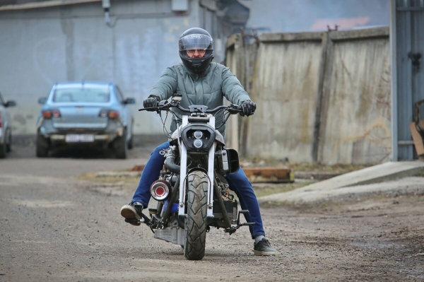 Рассказываем, как белорус примостил мотор 1.4 TDI от VW Polo на мотоцикл