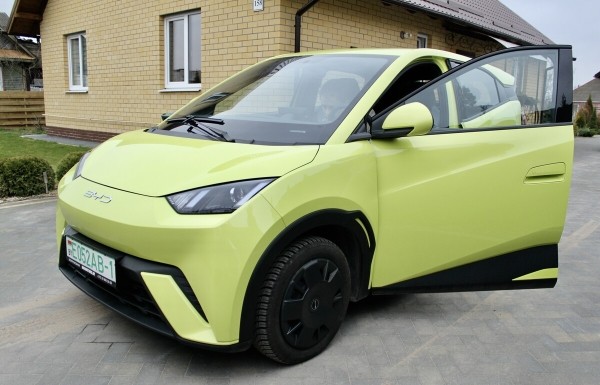 Брестский блогер Василий Пошелюк о BYD Seagull: «Больше 130 км/ч не едет. Зато может вскипятить чайник!» Брестский блогер Василий Пошелюк о BYD Seagull: «Больше 130 км/ч не едет. Зато может вскипятить чайник!»
