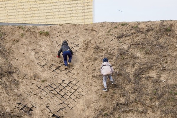 Генпрокуратура предлагает наказывать родителей, если ребенок из-за недосмотра получит тяжелые травмы