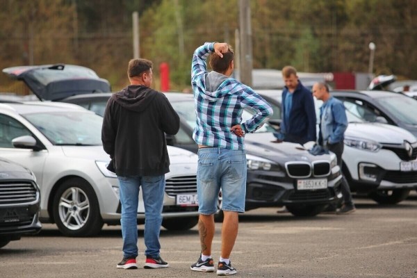 Теперь «140-й» указ — только для рынка Беларуси? Как на автобизнесе отразятся изменения утильсбора в РФ