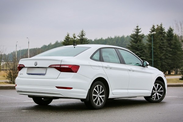 «Муж подарил Countryman и Jetta!» Белоруска рассказала об опыте эксплуатации моделей и дорогих презентах в семье