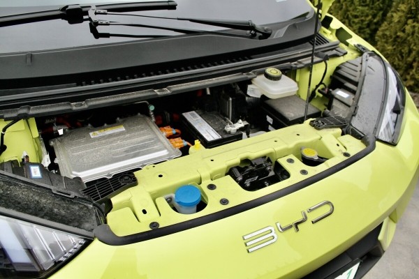 Брестский блогер Василий Пошелюк о BYD Seagull: «Больше 130 км/ч не едет. Зато может вскипятить чайник!» Брестский блогер Василий Пошелюк о BYD Seagull: «Больше 130 км/ч не едет. Зато может вскипятить чайник!»