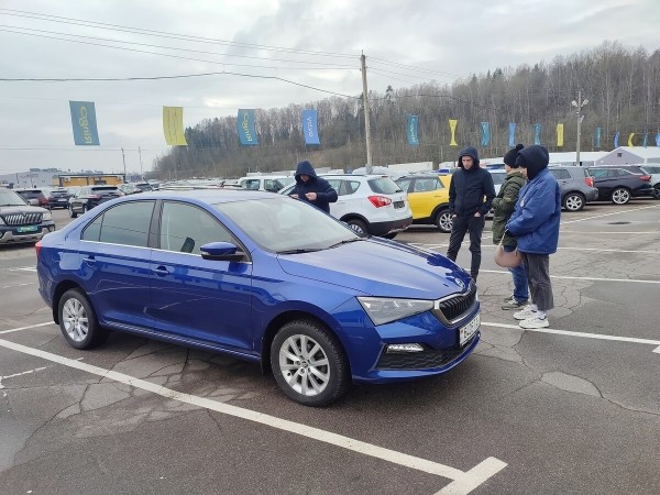 «За эти деньги не продашь!» Сколько за Skoda Rapid 2020 г. в. предложили перекупы и сколько — дилеры? «За эти деньги не продашь!» Сколько за Skoda Rapid 2020 г. в. предложили перекупы и сколько — дилеры?