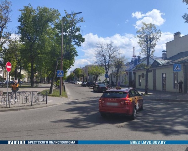 В Бресте водитель скрылся с места ДТП. Ведутся оперативно-розыскные мероприятия