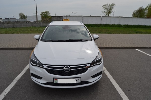 Брестчанин купил Opel Astra по совету подборщика и «попал» на серьёзный ремонт