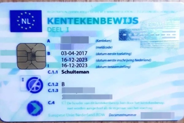 Белорус не смог пересечь литовскую границу на Volkswagen Multivan