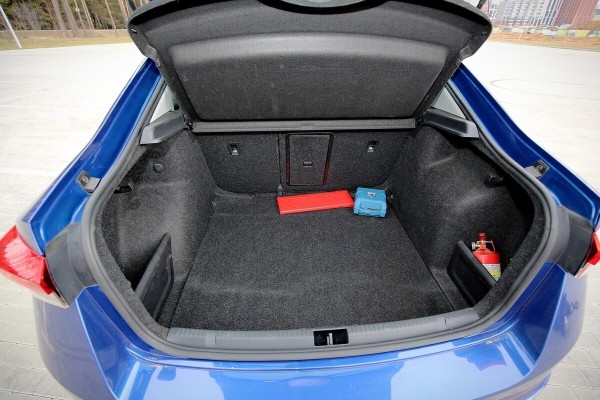 «За эти деньги не продашь!» Сколько за Skoda Rapid 2020 г. в. предложили перекупы и сколько — дилеры? «За эти деньги не продашь!» Сколько за Skoda Rapid 2020 г. в. предложили перекупы и сколько — дилеры?