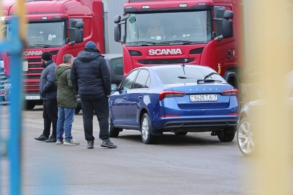 «За эти деньги не продашь!» Сколько за Skoda Rapid 2020 г. в. предложили перекупы и сколько — дилеры? «За эти деньги не продашь!» Сколько за Skoda Rapid 2020 г. в. предложили перекупы и сколько — дилеры?