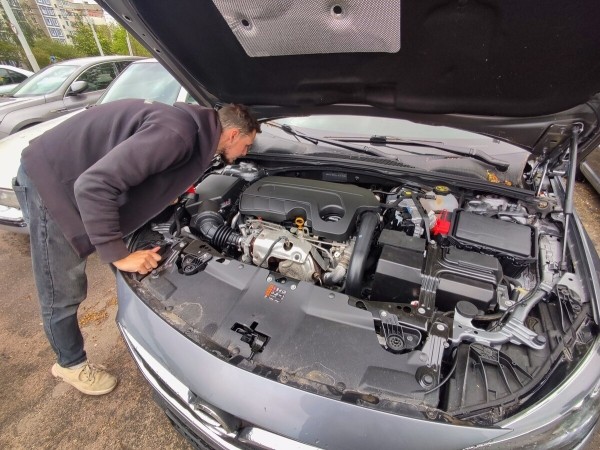 «Приезжайте без автоподборщика!» О чём молчат владельцы Peugeot, Renault и Opel «семь дней как из Германии»?