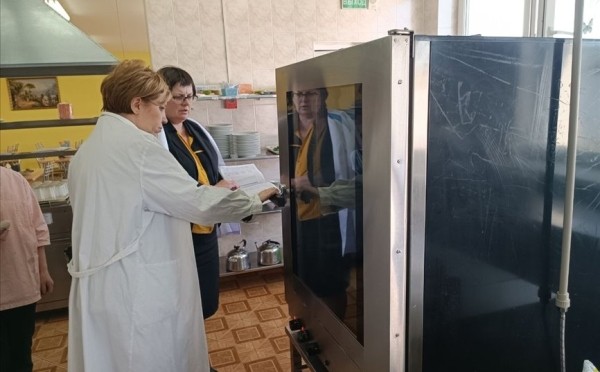 В Брестской области выявили нарушения в организации питания детей в школах В Брестской области выявили нарушения в организации питания детей в школах