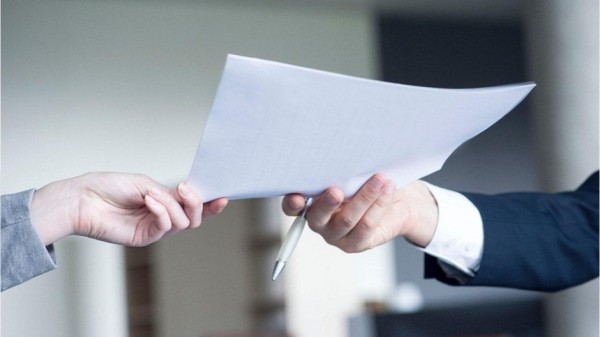 Стало известно, от чего страхуются белорусы в банках чаще всего