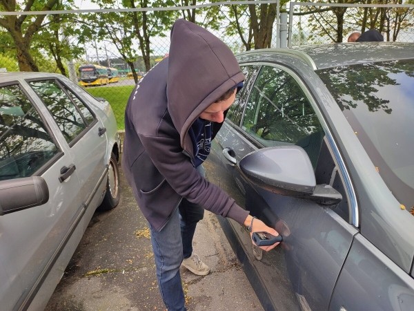 «Приезжайте без автоподборщика!» О чём молчат владельцы Peugeot, Renault и Opel «семь дней как из Германии»?