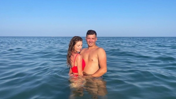 «Мигранты залезают в рефрижератор, чтобы пересечь границу». Как белорусская медсестра управляет 20-тонной Scania