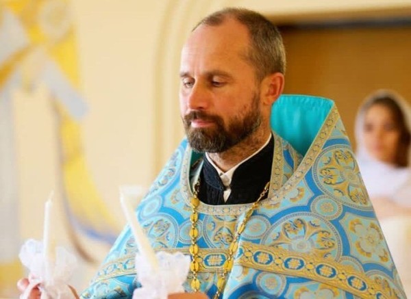 Белорусский священник ушёл в дальнобой Белорусский священник ушёл в дальнобой