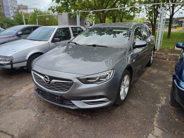 «Приезжайте без автоподборщика!» О чём молчат владельцы Peugeot, Renault и Opel «семь дней как из Германии»?