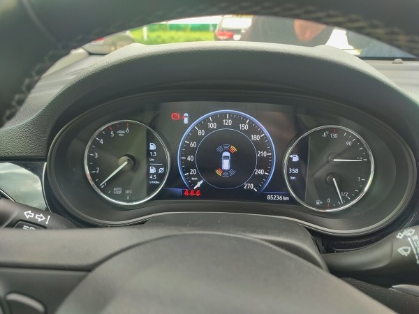 «Приезжайте без автоподборщика!» О чём молчат владельцы Peugeot, Renault и Opel «семь дней как из Германии»?