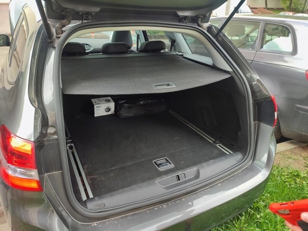 «Приезжайте без автоподборщика!» О чём молчат владельцы Peugeot, Renault и Opel «семь дней как из Германии»?