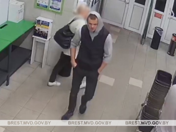 Еще не нашли. В Бресте милиция  устанавливает личность мужчины