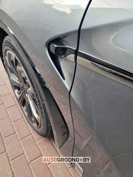 HiPhi X: в Гродно прибыл один из самых дорогих китайских электромобилей. 7 дверей и множество передовых решений HiPhi X: в Гродно прибыл один из самых дорогих китайских электромобилей. 7 дверей и множество передовых решений