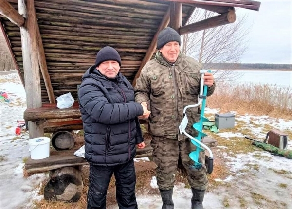 Зимняя рыбалка прошла в Беловежской пуще. Кто стал чемпионом? Зимняя рыбалка прошла в Беловежской пуще. Кто стал чемпионом?