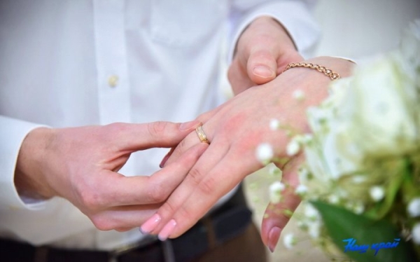 В Барановичах прошло 150-е бракосочетание. Какую роль сыграла бабушка невесты?