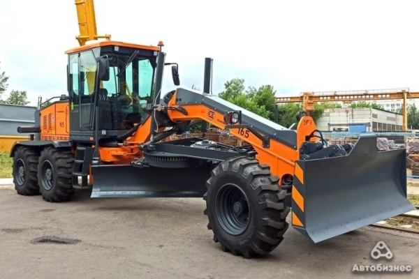 У дорожников Пинского района новая техника У дорожников Пинского района новая техника