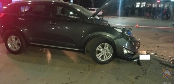 Серьезное ДТП в Дрогичине: работники МЧС спасли двух человек Серьезное ДТП в Дрогичине: работники МЧС спасли двух человек