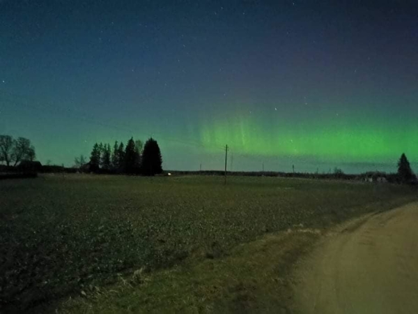 Северное сияние подбирается к границе Беларуси Северное сияние подбирается к границе Беларуси