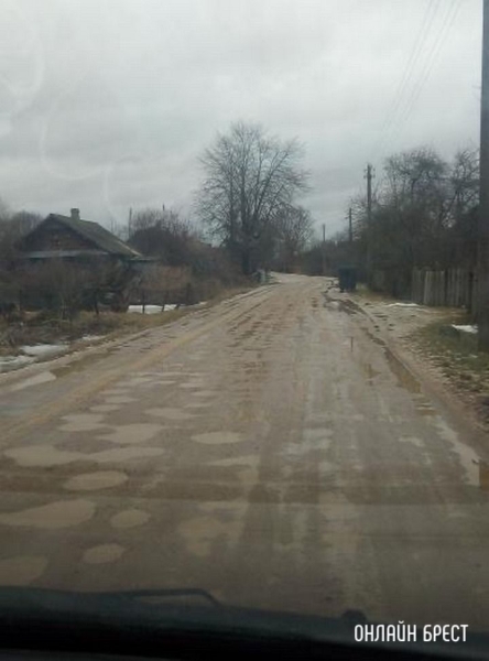 
                Читатель: Вот такая дорога находится в агрогородке Турна Большая
            