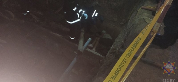 В Витебске молодой человек упал в раскопанные коммуникации теплотрассы В Витебске молодой человек упал в раскопанные коммуникации теплотрассы