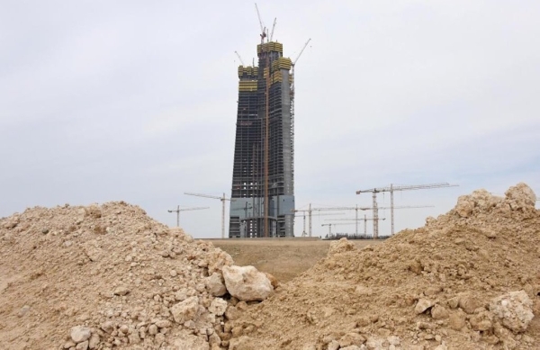 Возобновляется строительство высочайшего здания мира. Должно достигнуть километра Возобновляется строительство высочайшего здания мира. Должно достигнуть километра