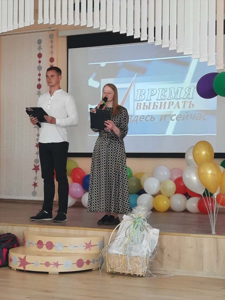 В Дивинском детском доме провели выпускников — 11 воспитанников теперь будут строить свою жизнь самостоятельно