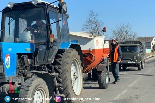 В город-спутнике Бреста осуществляется ремонт дорожного полотна