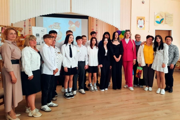 В Дивинском детском доме провели выпускников — 11 воспитанников теперь будут строить свою жизнь самостоятельно