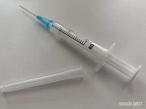 В Бресте более 50% жителей получили вакцину от COVID-19